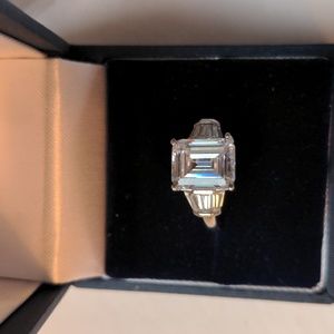 Diamond 💍 Simulant 100 percent Sterling. New. Baguette cut, Size 7 C Z gift box